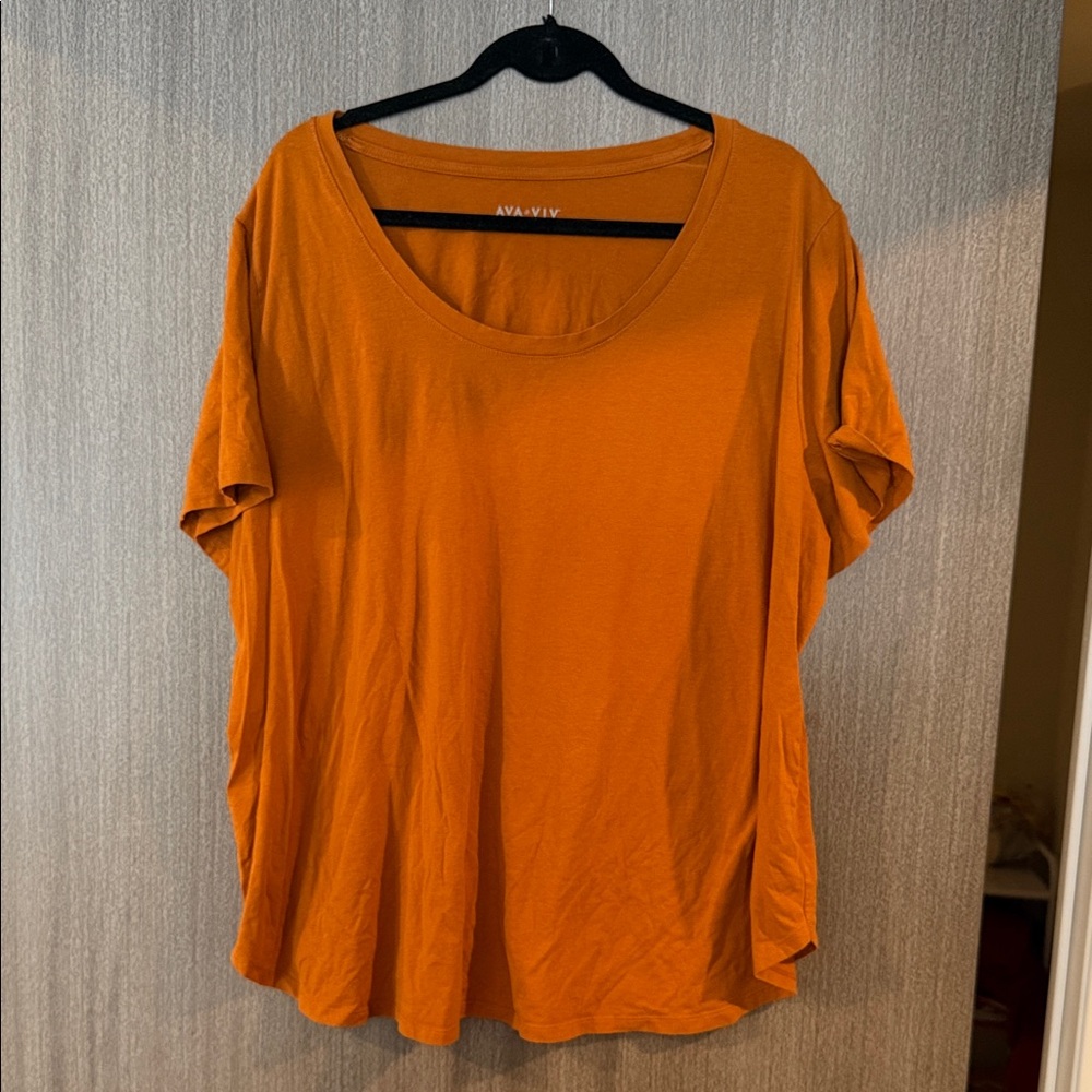 Ava & Viv Burnt Orange Scoop Neck Short Sleeve Tee